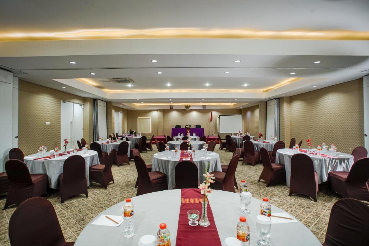 Royal Regantris Cendana Ξενοδοχείο Σουραμπάγια Εξωτερικό φωτογραφία